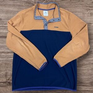 Ascend Men’s Fleece Pullover. Large.